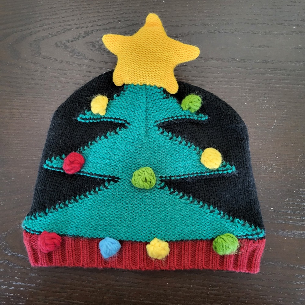 David and Young Christmas Tree Beanie with Star Womens One Size